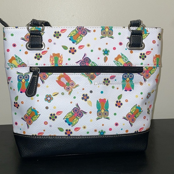 Stone Mountain Accessories White and Black Owl Tote - Picture 5 of 16